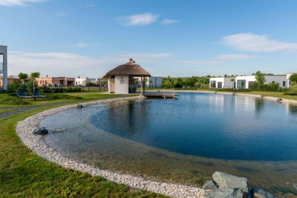 Luxus Appartement Am Golfplatz Und Therme Lutzmannsburg 斯拉 外观 照片