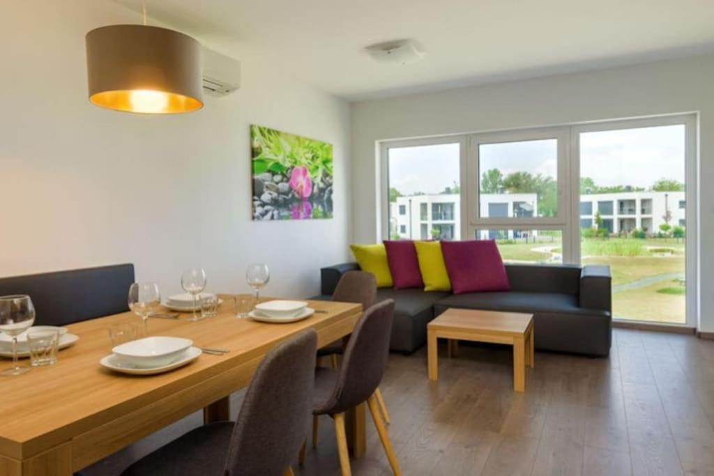 Luxus Appartement Am Golfplatz Und Therme Lutzmannsburg 斯拉 外观 照片