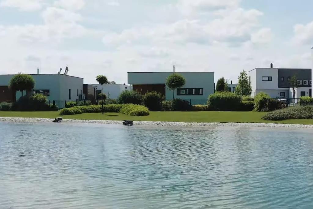 Luxus Appartement Am Golfplatz Und Therme Lutzmannsburg 斯拉 外观 照片