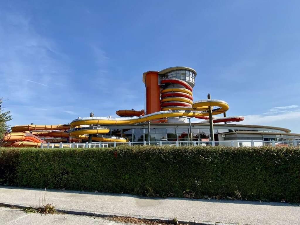 Luxus Appartement Am Golfplatz Und Therme Lutzmannsburg 斯拉 外观 照片